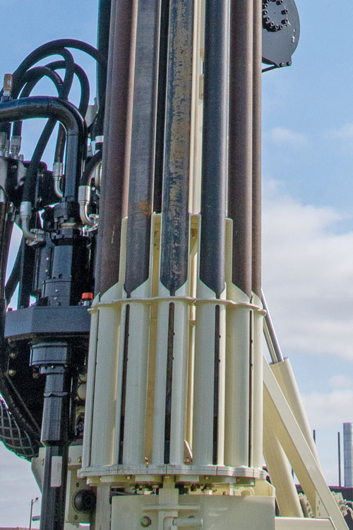 DM450 rod carousel holds 240-feet of 3.5-inch rods