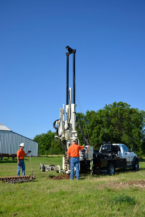 Spinning augers to collect SPT samples is simplified using telescoping winch mast and drill mast oscillation on 3100GT.